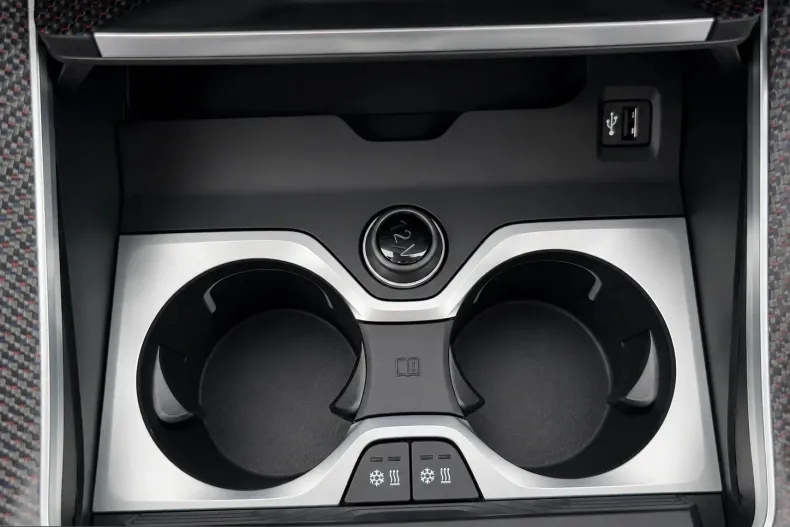 BMW XM (Seria X) din 2023 cu 25.300 km - oferta BMW249230 - foto 11