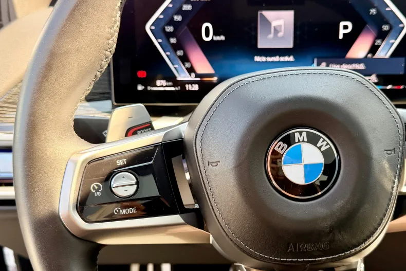 BMW 740 (Seria 7) din 2022 cu 170.000 km - oferta BMW249235 - foto 6