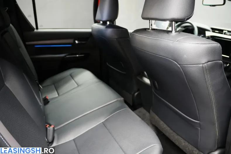 Toyota Hilux din 2025 cu 10 km - oferta TOY249236 - foto 9