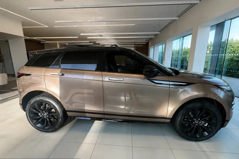 Land Rover Range Rover Evoque din 2026 cu 1 km - oferta LAN249240 - foto 2