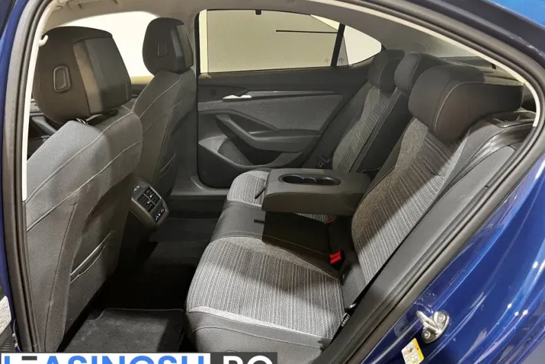 Skoda Superb din 2025 cu 4.691 km - oferta SKO249246 - foto 7
