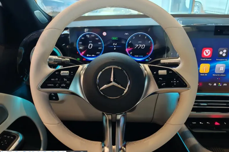 Mercedes-Benz GLB 200 (Clasa GLB) din 2026 cu 1 km - oferta MER249259 - foto 8