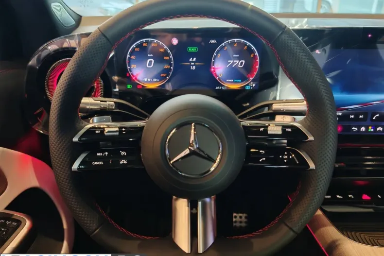 Mercedes-Benz GLB 220 (Clasa GLB) din 2026 cu 1 km - oferta MER249260 - foto 12