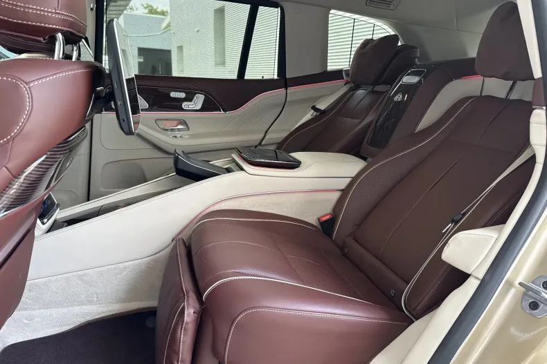 Mercedes-Benz GLS 600 (Clasa GLS) din 2023 cu 12.115 km - oferta MER249262 - foto 30