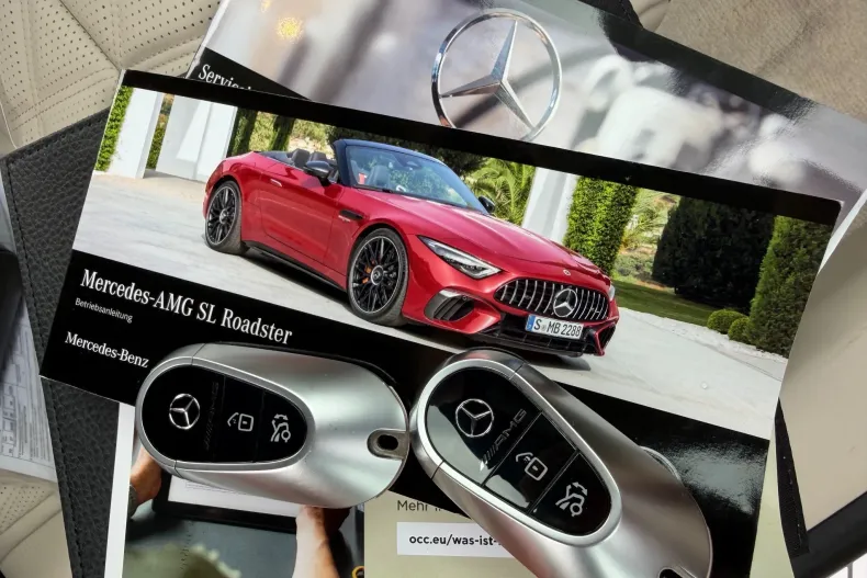 Mercedes-Benz SL 63 AMG (Clasa SL) din 2026 cu 1.847 km - oferta MER249265 - foto 10