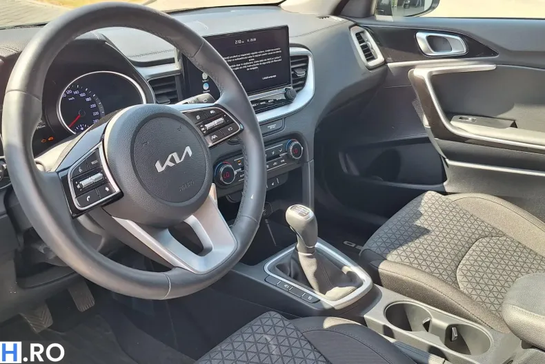 Kia Ceed din 2025 cu 2.890 km - oferta KIA249267 - foto 9