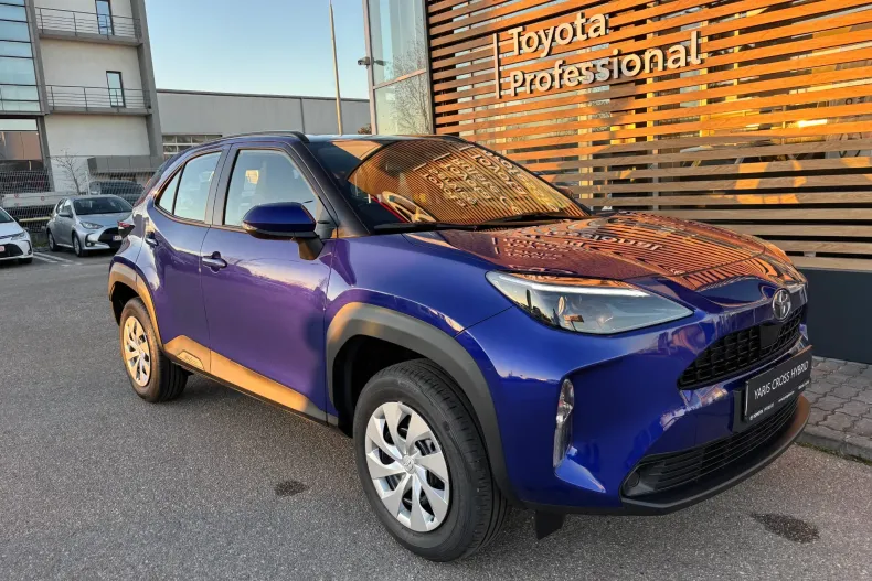 Toyota Yaris Cross din 2026 cu 3 km - oferta TOY249279 - foto 2