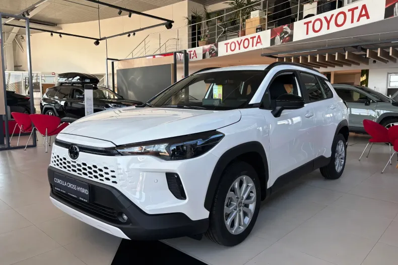 Toyota Corolla Cross din 2026 cu 5 km - oferta TOY249280 - foto 2