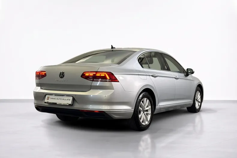 Volkswagen Passat din 2022 cu 82.542 km - oferta VOL249287 - foto 5