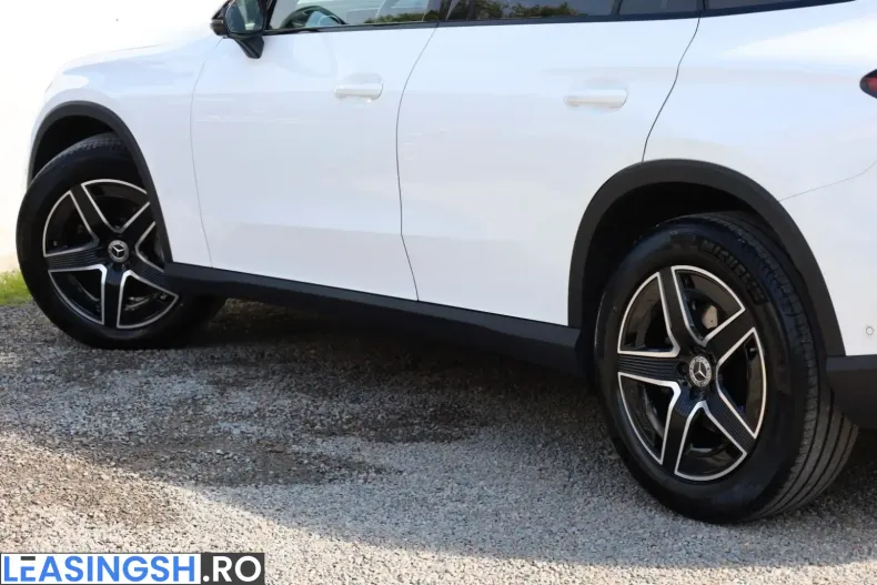 Mercedes-Benz GLC 300 (Clasa GLC) din 2024 cu 37.957 km - oferta MER249297 - foto 37