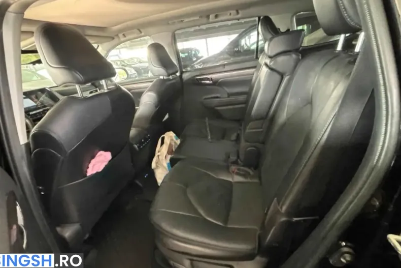 Toyota Highlander Luxury PlugInHyb 7L din 2022 cu 101.852 km - oferta TOY249298 - foto 7
