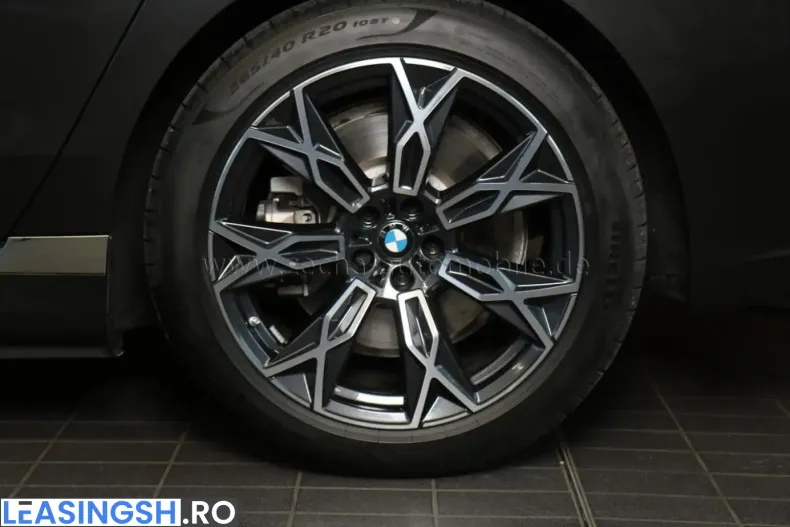 BMW 750 (Seria 7) din 2024 cu 5.200 km - oferta BMW249310 - foto 25