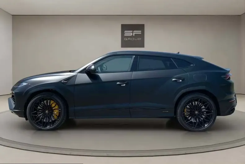 Lamborghini Urus din 2025 cu 9.500 km - oferta LAM249316 - foto 5