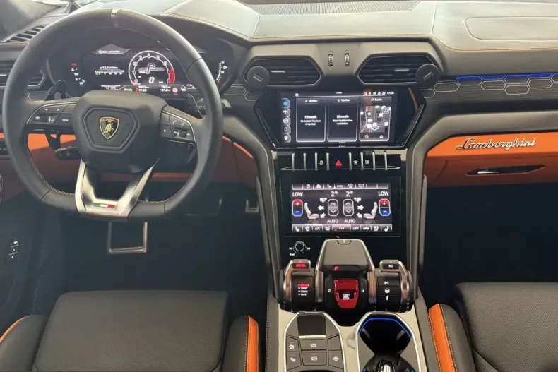 Lamborghini Urus din 2025 cu 9.900 km - oferta LAM249317 - foto 12