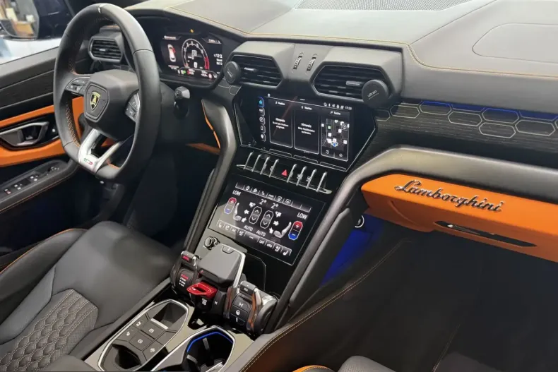Lamborghini Urus din 2025 cu 9.900 km - oferta LAM249317 - foto 14