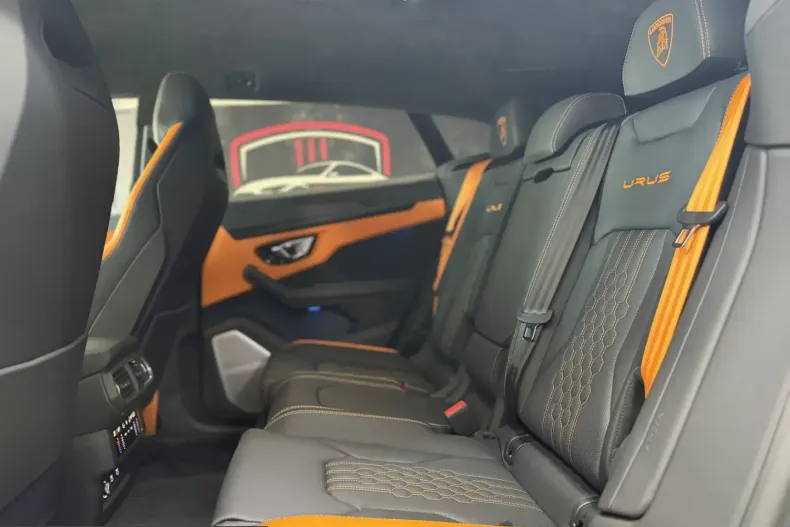 Lamborghini Urus din 2025 cu 9.900 km - oferta LAM249317 - foto 17
