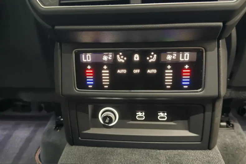 Lamborghini Urus din 2025 cu 9.900 km - oferta LAM249317 - foto 22