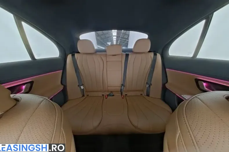Mercedes-Benz E 220 (Clasa E) din 2025 cu 27.150 km - oferta MER249319 - foto 5