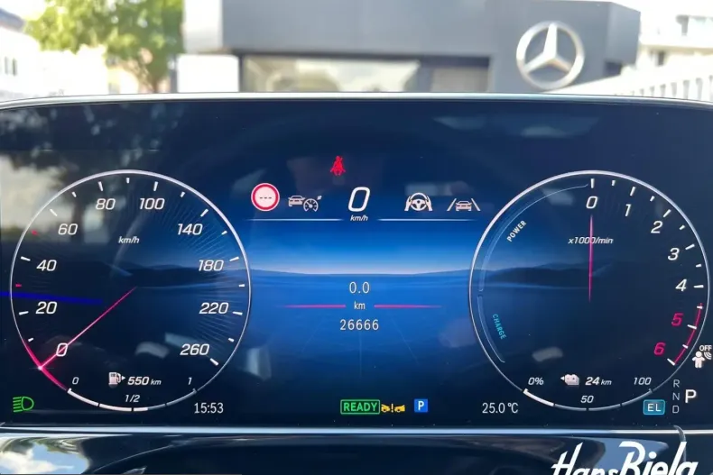 Mercedes-Benz E 300 (Clasa E) din 2025 cu 26.666 km - oferta MER249323 - foto 10