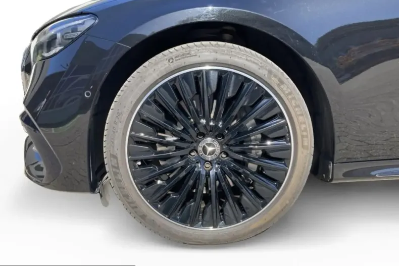 Mercedes-Benz E 300 (Clasa E) din 2025 cu 49.552 km - oferta MER249326 - foto 9