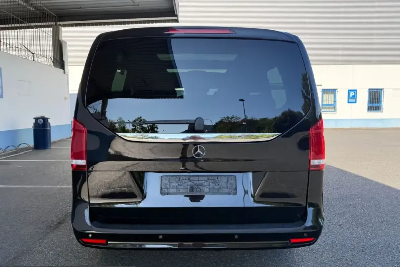 Mercedes-Benz V 250 (Clasa V) din 2023 cu 25.600 km - oferta MER249327 - foto 4