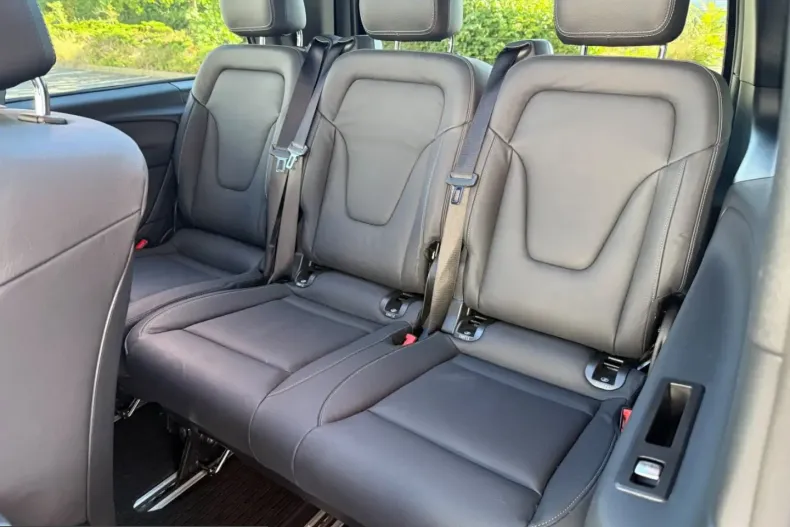 Mercedes-Benz V 250 (Clasa V) din 2023 cu 25.600 km - oferta MER249327 - foto 14