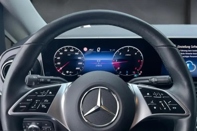 Mercedes-Benz V 220 (Clasa V) din 2024 cu 17.042 km - oferta MER249341 - foto 7