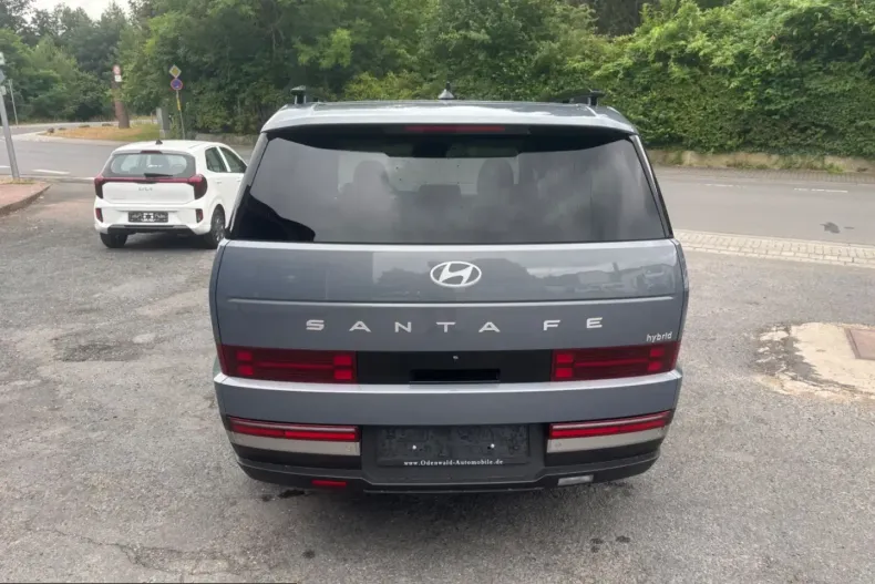 Hyundai Santa Fe din 2025 cu 17.110 km - oferta HYU249343 - foto 4
