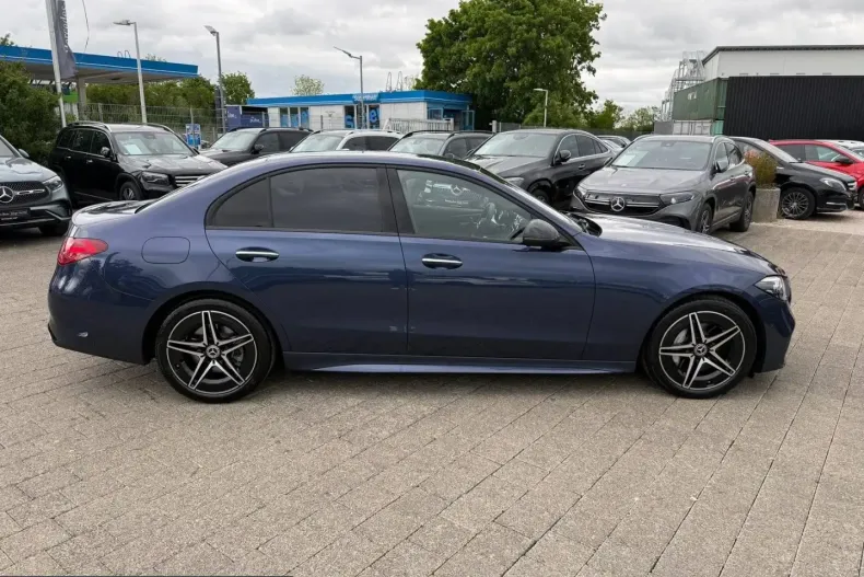 Mercedes-Benz C 300 (Clasa C) din 2025 cu 21.214 km - oferta MER249344 - foto 4