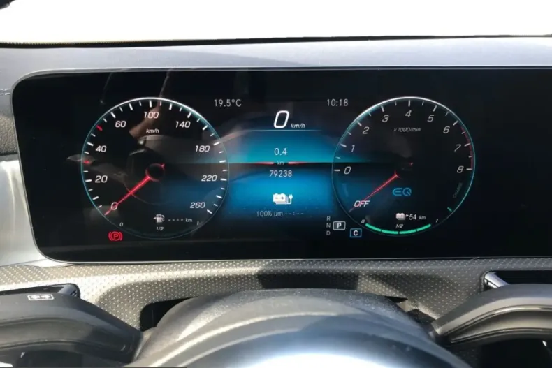 Mercedes-Benz CLA 250 (Clasa CLA) din 2023 cu 79.238 km - oferta MER249346 - foto 12