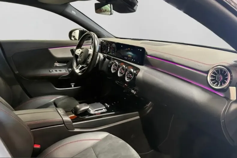 Mercedes-Benz CLA 250 (Clasa CLA) din 2022 cu 82.590 km - oferta MER249347 - foto 15