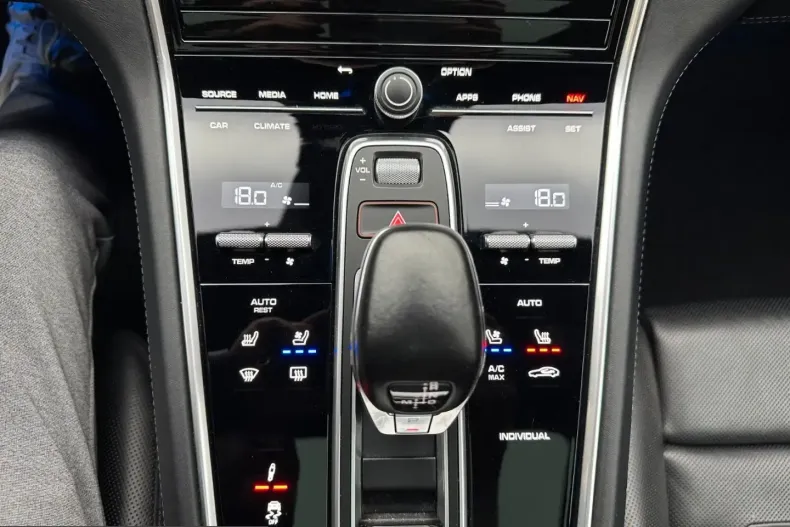 Porsche Panamera din 2023 cu 97.000 km - oferta POR249352 - foto 23