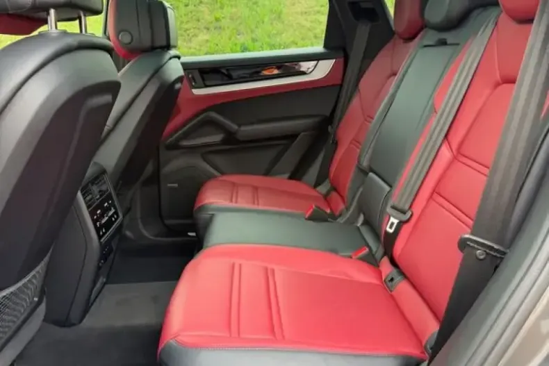 Porsche Cayenne din 2024 cu 23.000 km - oferta POR249354 - foto 19