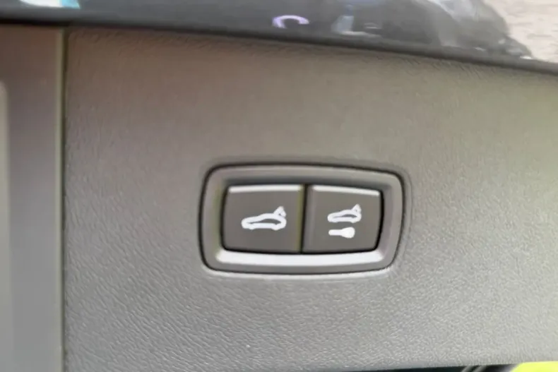 Porsche Cayenne din 2024 cu 23.000 km - oferta POR249354 - foto 35