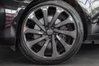Land Rover Range Rover din 2025 cu 18.000 km - oferta LAN249355 - foto 4