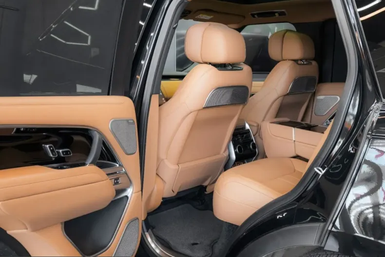 Land Rover Range Rover din 2025 cu 18.000 km - oferta LAN249355 - foto 7