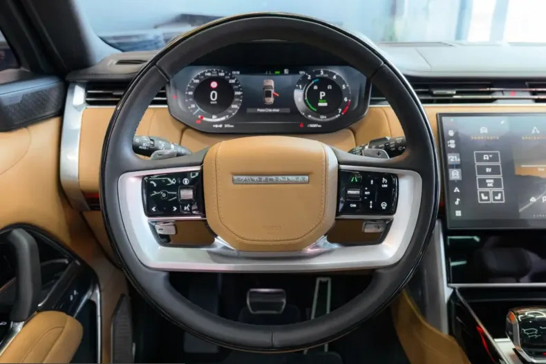 Land Rover Range Rover din 2025 cu 18.000 km - oferta LAN249355 - foto 10