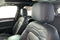 Volkswagen Touareg din 2024 cu 78.585 km - oferta VOL249356 - foto 9