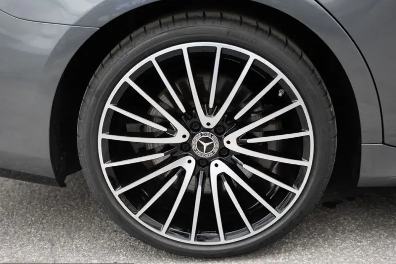 Mercedes-Benz S 500 (Clasa S) din 2025 cu 7.638 km - oferta MER249358 - foto 5