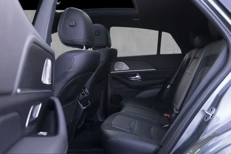 Mercedes-Benz GLE 53 AMG (Clasa GLE) din 2025 cu 9.517 km - oferta MER249360 - foto 9