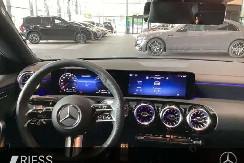 Mercedes-Benz CLA 250 (Clasa CLA) din 2025 cu 8.969 km - oferta MER249361 - foto 6
