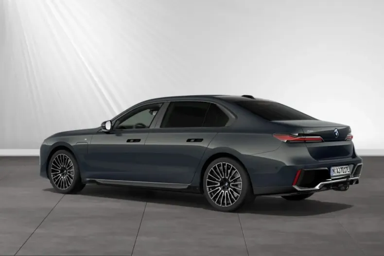 BMW 750 (Seria 7) din 2024 cu 9.340 km - oferta BMW249364 - foto 8