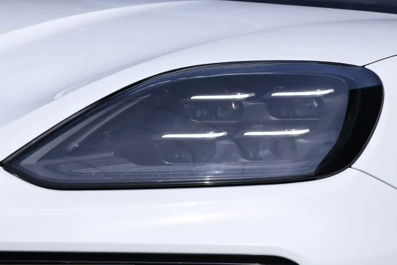 Porsche Cayenne din 2024 cu 36.300 km - oferta POR249365 - foto 7
