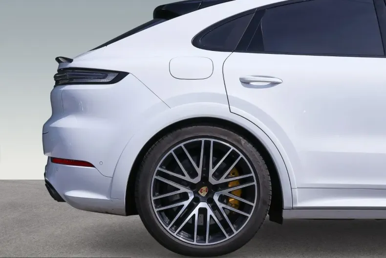 Porsche Cayenne din 2024 cu 36.300 km - oferta POR249365 - foto 29