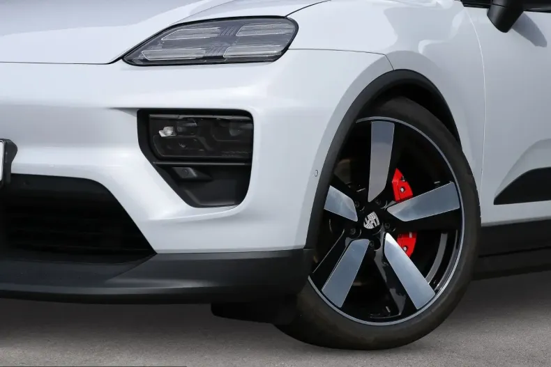 Porsche Macan din 2024 cu 18.400 km - oferta POR249366 - foto 8