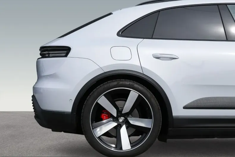 Porsche Macan din 2024 cu 18.400 km - oferta POR249366 - foto 29