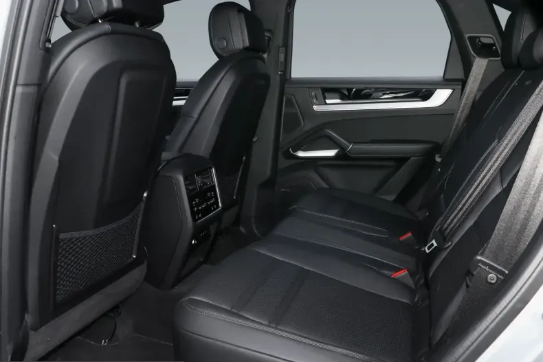 Porsche Cayenne din 2025 cu 23.200 km - oferta POR249367 - foto 12