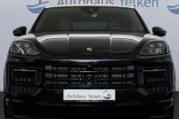 Porsche Cayenne din 2025 cu 17.200 km - oferta POR249368 - foto 3