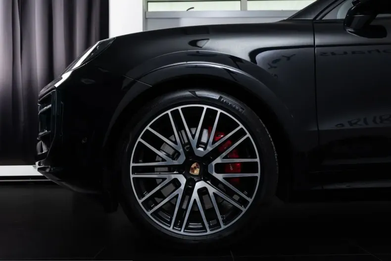 Porsche Cayenne din 2025 cu 17.200 km - oferta POR249368 - foto 7