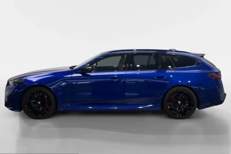 BMW M5 (Seria 5) din 2025 cu 13.284 km - oferta BMW249369 - foto 4